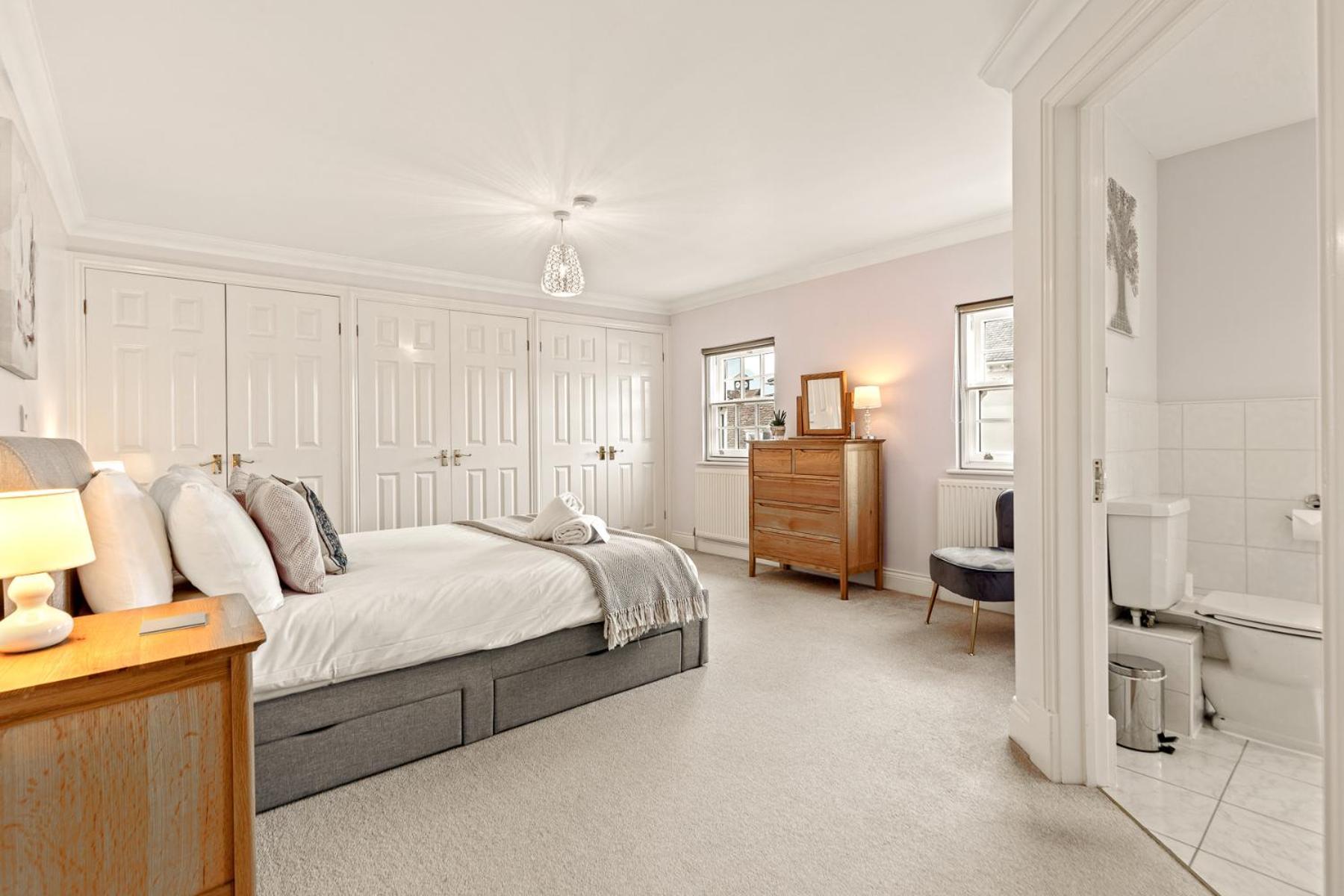 Olive Tale Villa Henley-on-Thames Exterior foto